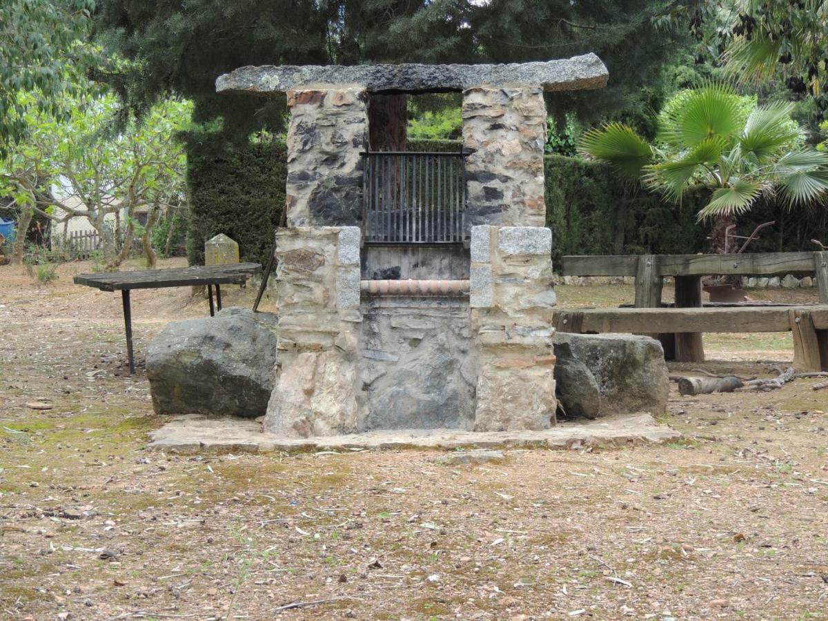 Casas Del Madrono Villa Cazalla de la Sierra Exterior photo